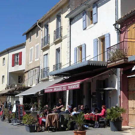 Apartment With Private Terrace In Provence Monteux